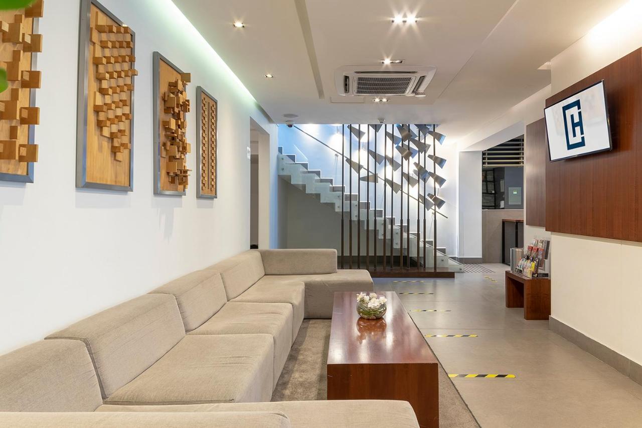 Hotel Capital Bellet サンティアゴ エクステリア 写真
