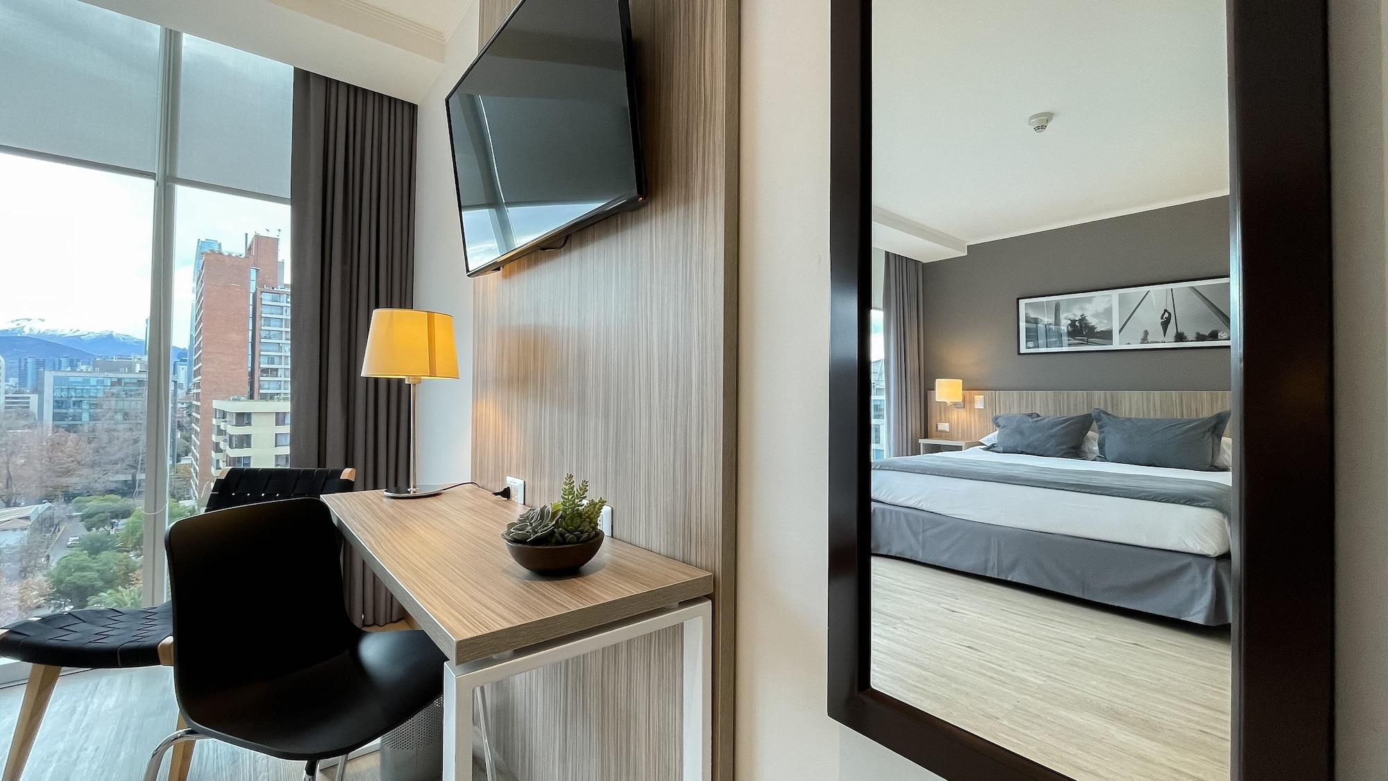 Hotel Capital Bellet サンティアゴ エクステリア 写真