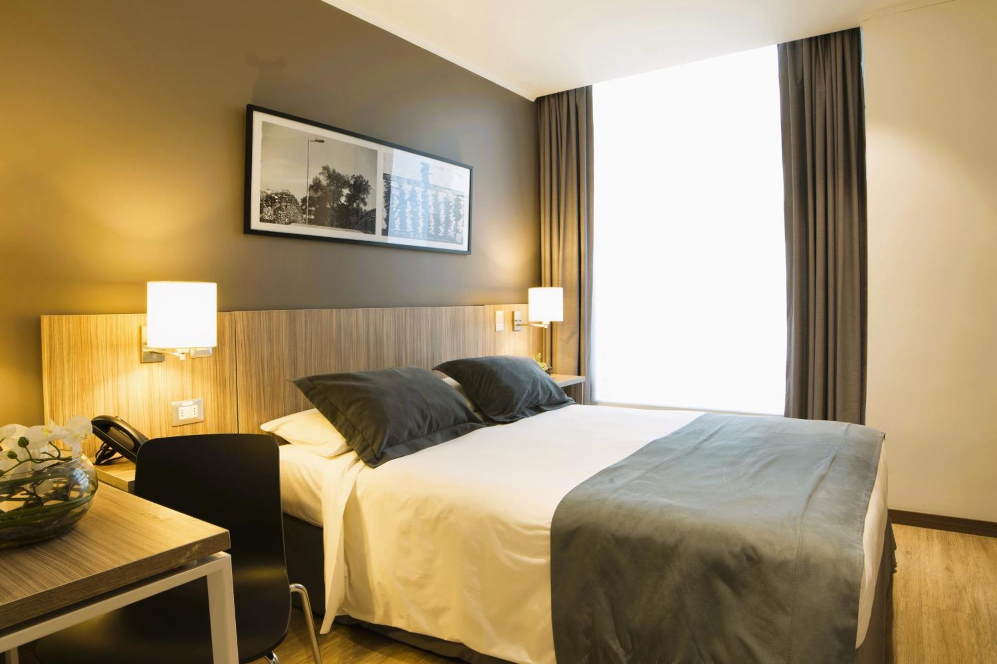 Hotel Capital Bellet サンティアゴ エクステリア 写真